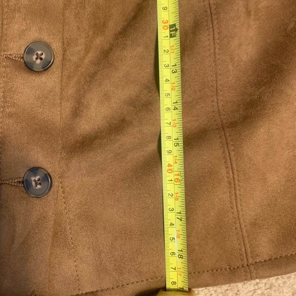 Super cute new with tags, size 12 Maurice's skirt - Picture 4 of 5